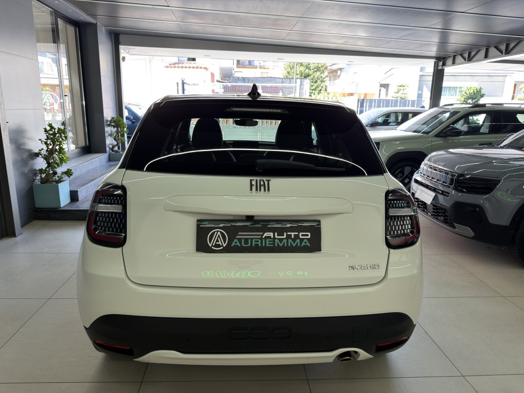 FIAT 600 1200 HYBRID 110 CV LA PRIMA